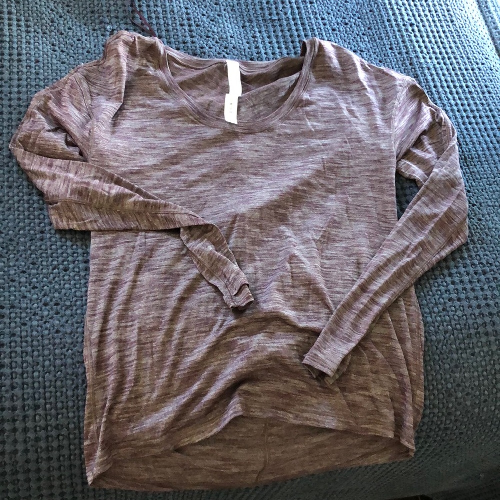 Lululemon lounge purple top size 2 brand new tags off.